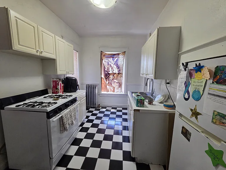 2313 E Webster Pl #6 — Photo 4