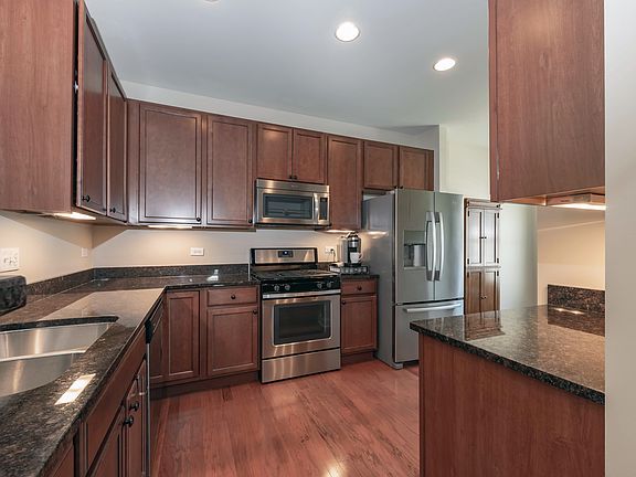 3rd image of 3441 Rockwell Cir