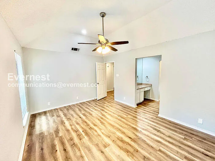7316 Glen Haven Dr — Photo 12