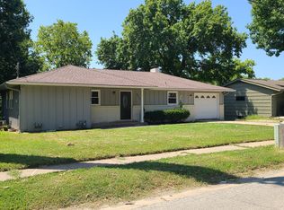 805 Shawnee Rd, Kansas City, KS 66103