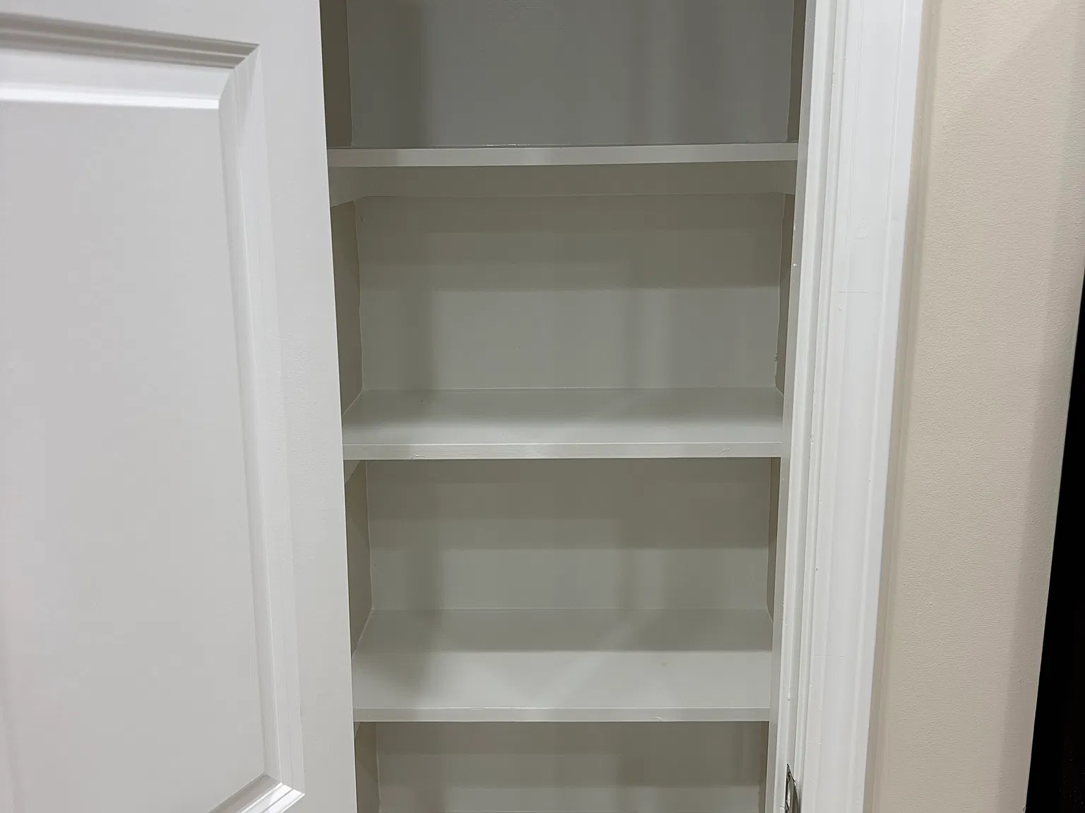 2413 Kings Gate Ln — Photo 4