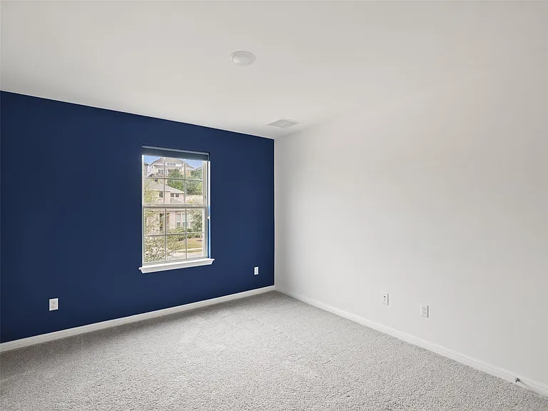 1328 Brescia Walk — Photo 32