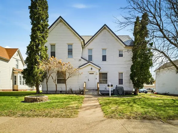 1715 Babcock Street 1 & #1/2, Eau Claire, WI 54703