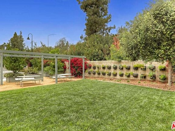 5th image of 3901 Eagle Rock Blvd Unit 15