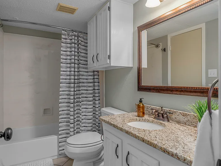 3100 Fairfield Ave #7C — Photo 19