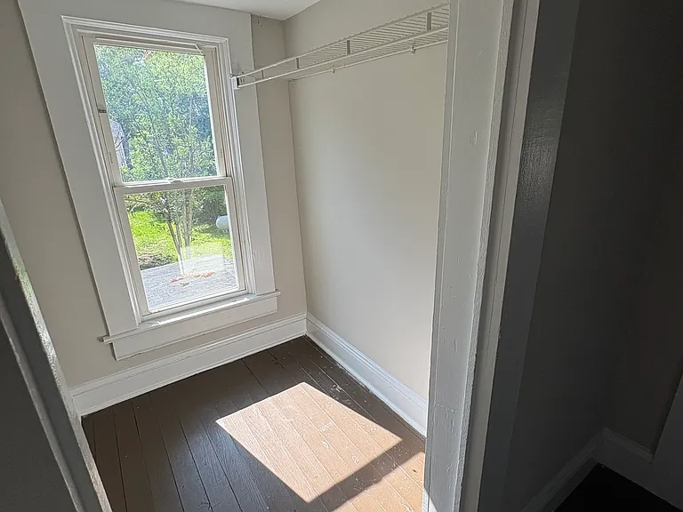 808 Brake St — Photo 6