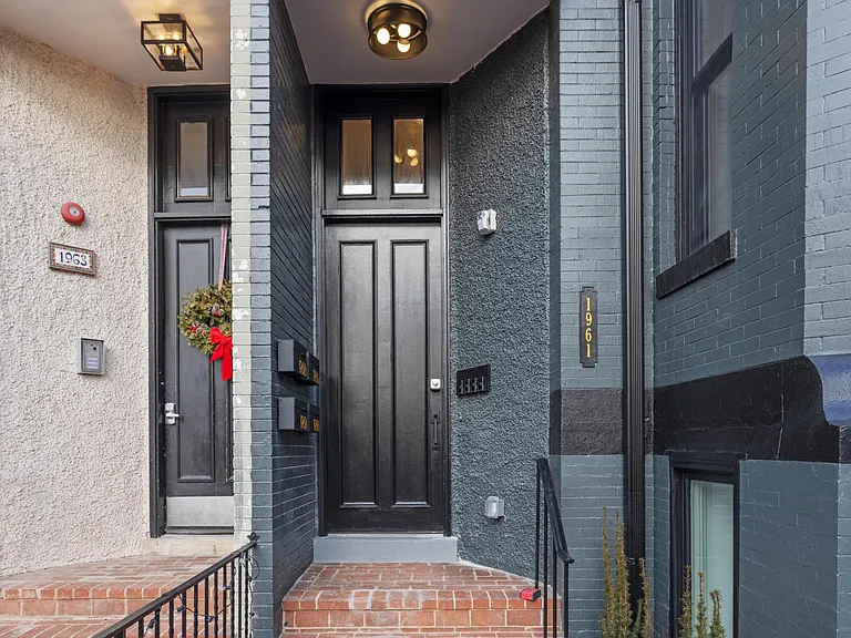 1961 Biltmore St NW #1 — Photo 2