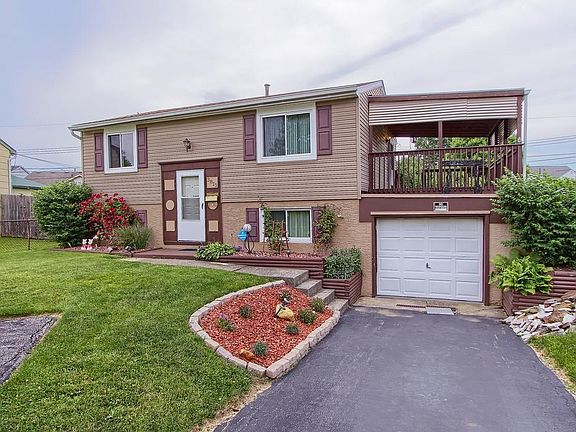 4th image of 3812 Higbee Dr E