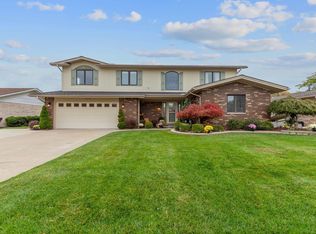 7274 Parklane Dr, Clay, MI 48001