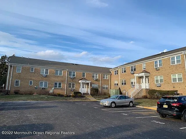 2 bed, 854 sqft, $2,600 — Photo 3