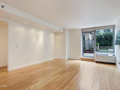 303 E 33rd St APT 2D, New York, NY, 10016