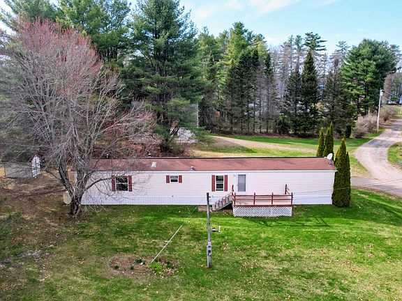 2nd image of 52 Hodsdon Lane
