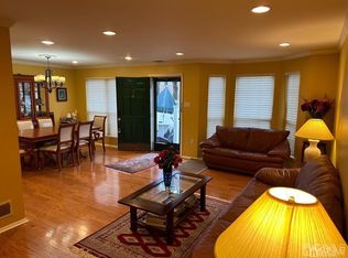 7 Bristol Dr, North Brunswick, NJ