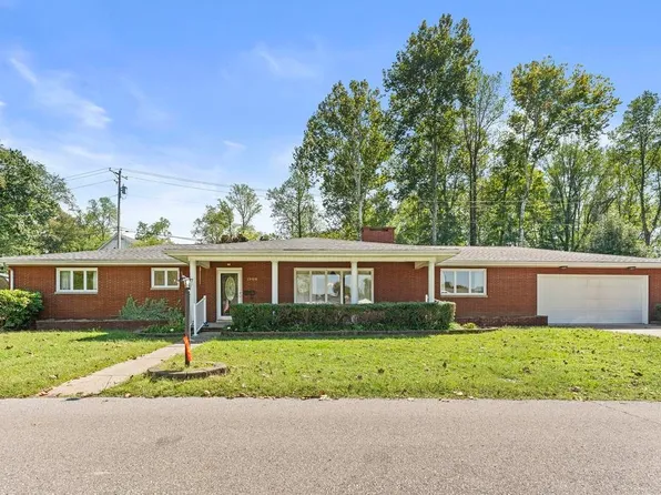 1908 Weymouth Dr, Ashland, KY 41101