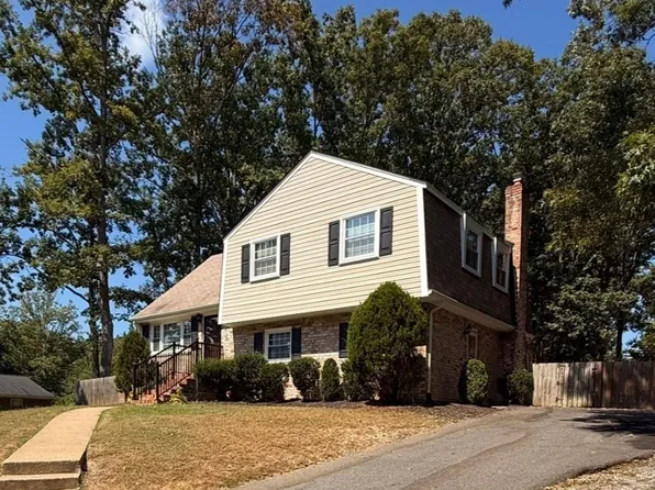 12010 W Petty Rd, Midlothian, VA 23113