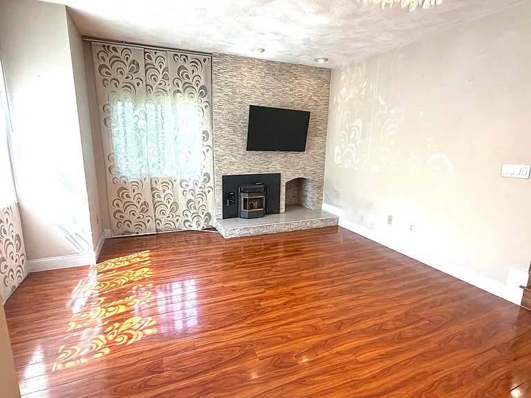 5 Chase Ln #5 — Photo 8