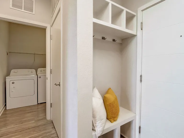 Spoke Apartments — Photo 20