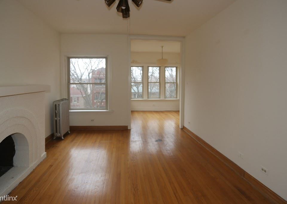1st image of 1727 W Catalpa Ave #3W