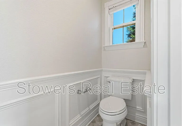 145 Bryant Ct — Photo 61