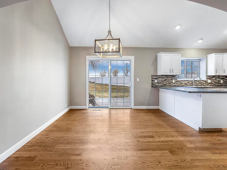 dining area and breakfast bar