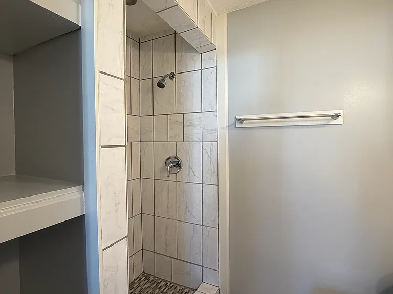 1424 Springleaf Cir SE — Photo 5