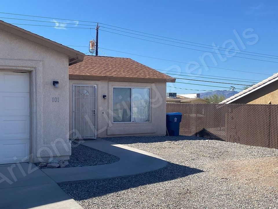 2nd image of 2800 Bluewater Dr APT 101