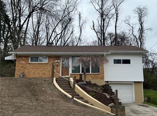 152 Queenston Dr, Pittsburgh, PA