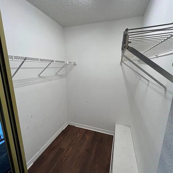 2949 Poplar Ave — Photo 17