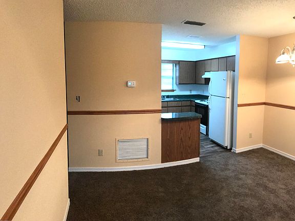 3rd image of 6402 Cooper Ln APT 3