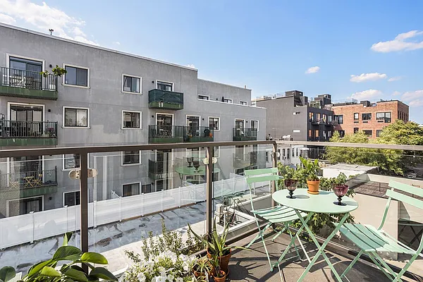 Sold by Corcoran | media 6