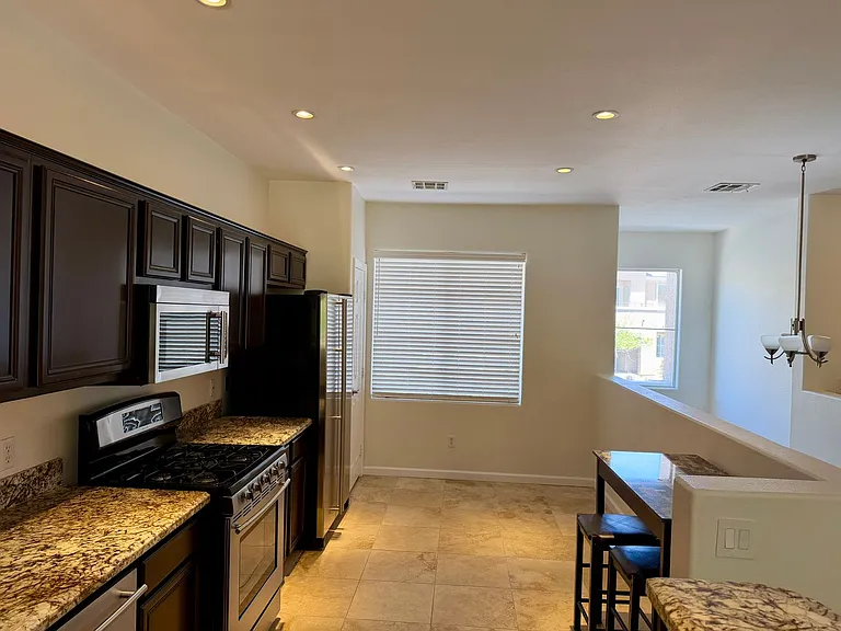 704 Peachy Canyon Cir #202 — Photo 11