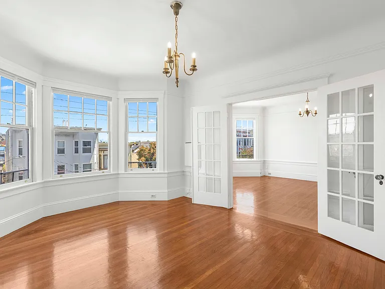 1166 S Van Ness Ave #5 — Photo 10