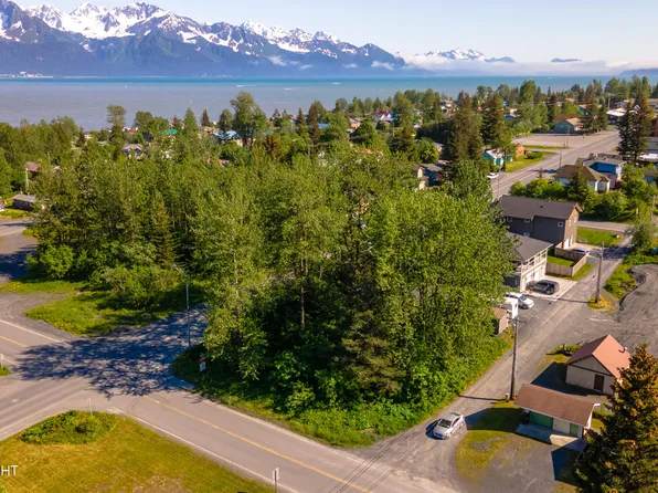 709 4th Ave, Seward, AK 99664