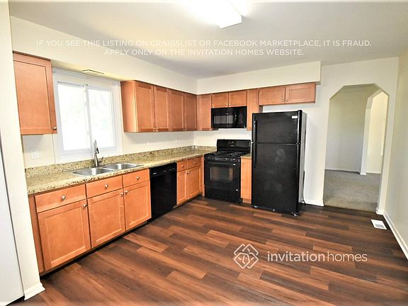 4th image of 22830 Lakeshore Dr