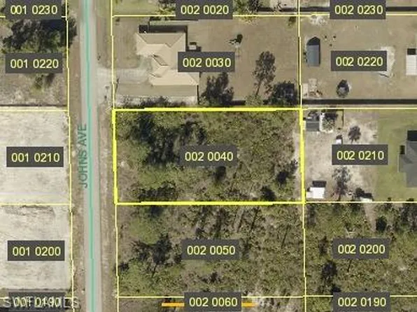 416 Johns AVE, LEHIGH ACRES, FL 33972