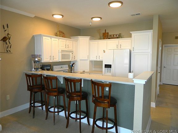 5th image of 248 Plaza Gardens Ct Unit 1B