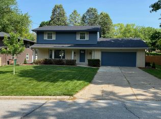 6505 Franklin Ave, Windsor Heights, IA 50324