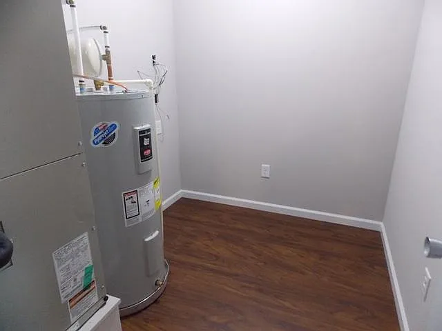 20 Fairfield St #6 — Photo 5