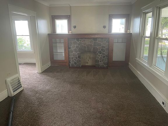 2nd image of 1272 Pondview Ave