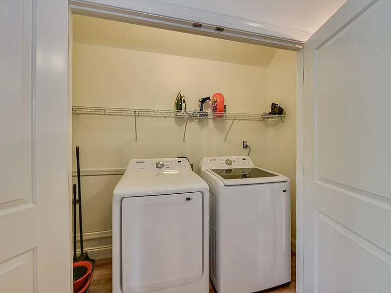 351 Landing Dr — Photo 23