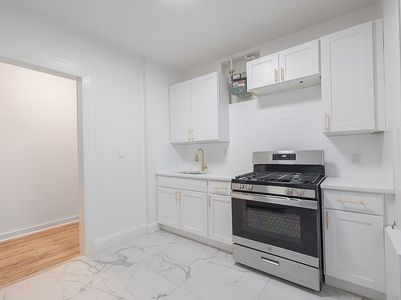 2nd image of 258 Wadsworth Ave APT 3I