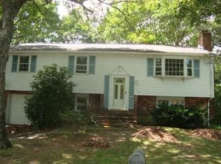 124 Seagate Ln, Hyannis, MA 02601