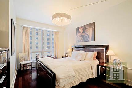 4th image of 350 W 42nd St APT 5C