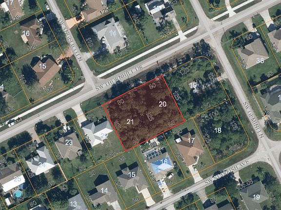 3rd image of 206 SW Thornhill Dr