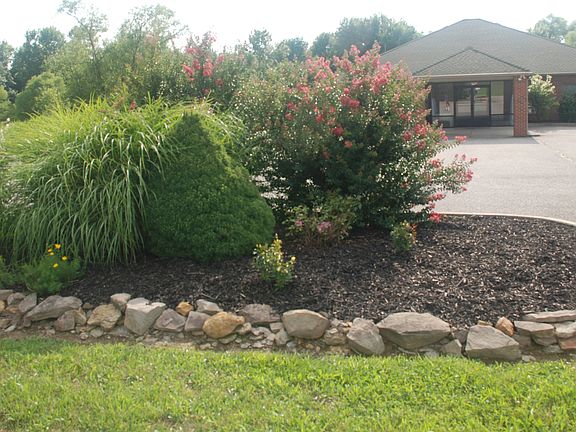 2nd image of 899 Aigner Dr