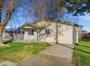 762 S 2nd Ave, Connell, WA 99326