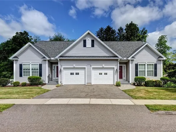 53 Brookview Place #53, Southington, CT 06479