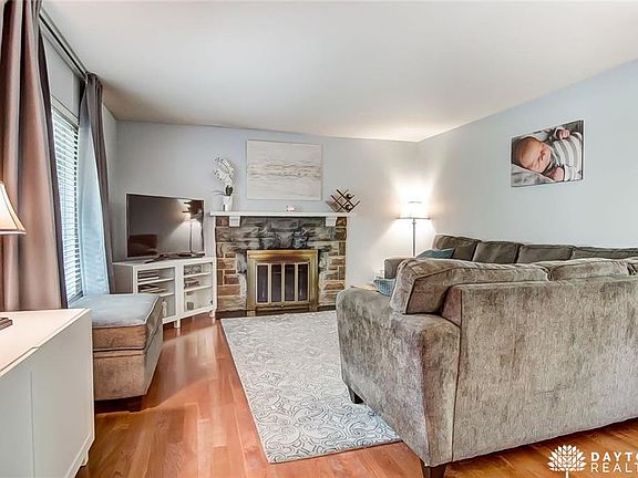 3rd image of 3921 Kenwick Dr