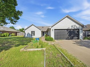 319 Mockingbird Ln, Stillwater, OK 74074