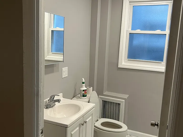45 Park Ave #2 — Photo 4